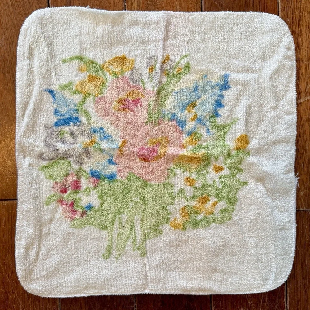 New 2pc VTG 60s MCM Sears Floral Cotton Washcloth USA Flowers Royal Blue Lt Tag!
